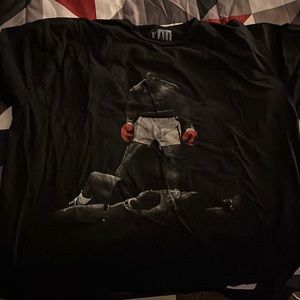 Muhammad Ali shirt XL